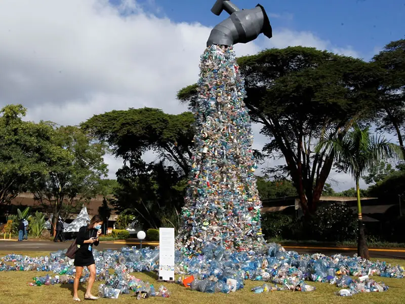 How Moving from Single-use to Reuseable Packaging Protects Firms from Geopolitical Turmoil